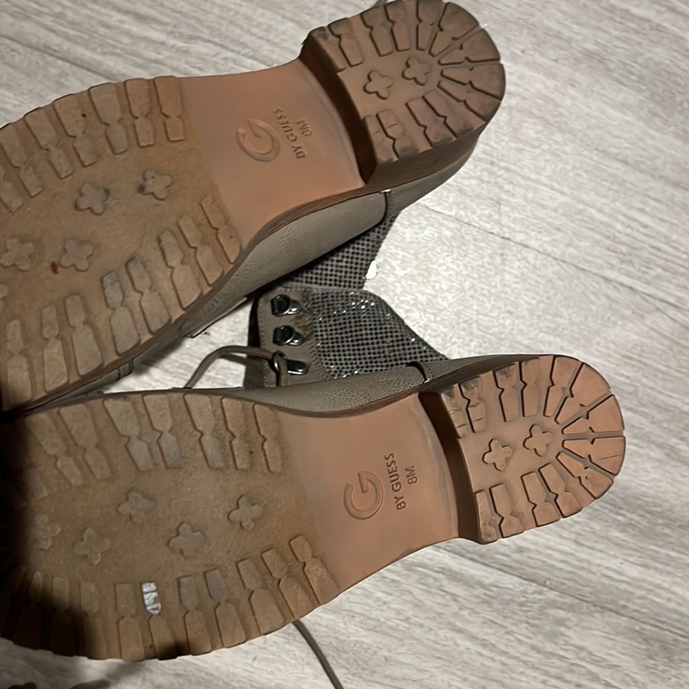 $30 GUESS boots - Picture 7 of 7